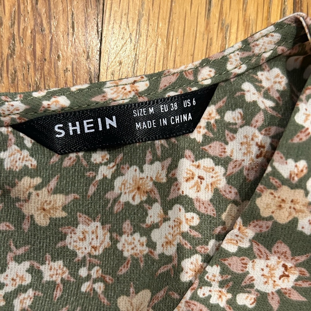 BOGO Floral Print Top - Picture 3 of 6